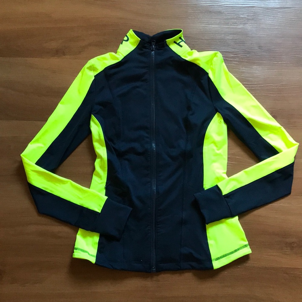 Tommy Hilfiger Zip Up. Size XS NWT